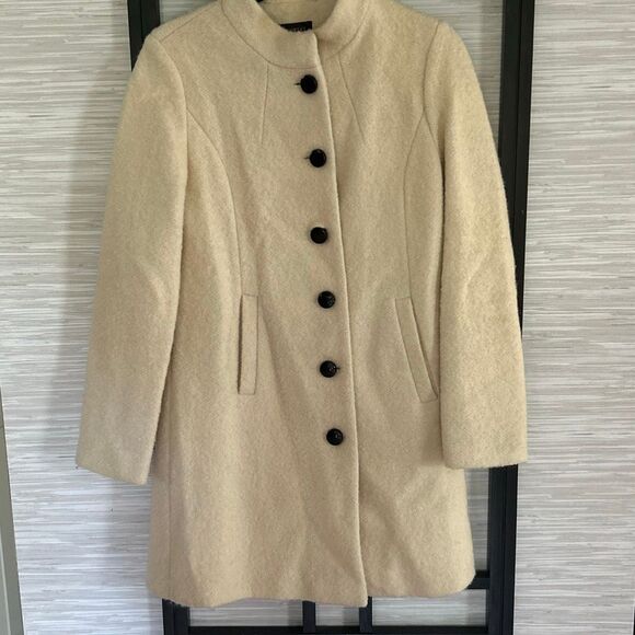 Victoria's Secret cream wool winter jacket size 6 - Picture 1 of 4